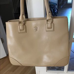 Tory Burch Robinson Leather handbag